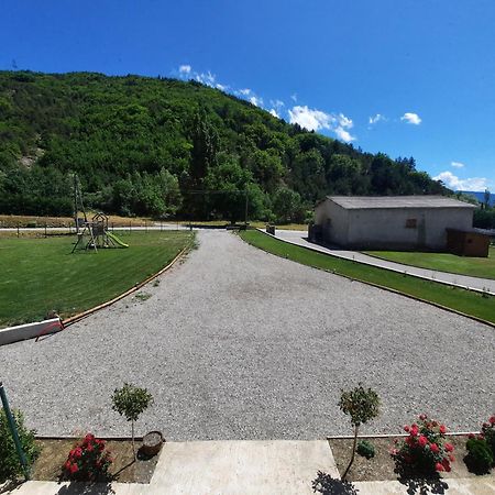 Le Petit Begou Bed & Breakfast Saint-Auban-d'Oze Exterior photo